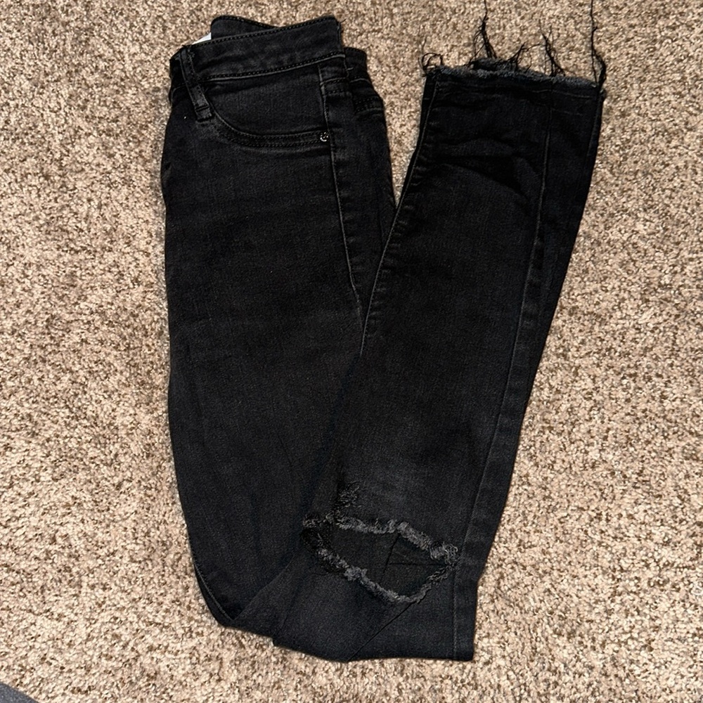 Black skinny jeans size 25 high rise stretchy